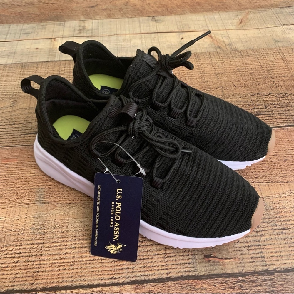US polo assn Astrid sneakers in black white - 6.5